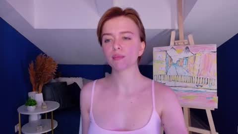 Snapshot of hypequeen_ chatting on October 4, 9:08 pm Julia online show from October 4, 9:08 pm