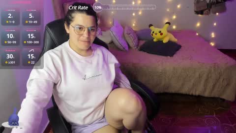 Snapshot of hyun22148625 chatting on December 21, 5:14 am Hello Im Julieta Im 25 years old and I love being here. Thank you for visiting my living room. The only rule is that you hap online show from December 21, 5:14 am