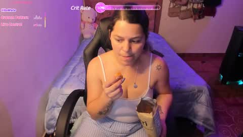 Snapshot of hyun22148625 chatting on March 3, 3:38 am Hello Im Julieta Im 25 years old and I love being here. Thank you for visiting my living room. The only rule is that you hap online show from March 3, 3:38 am