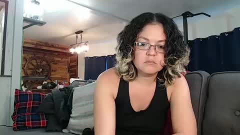 ShortStuff online show from February 21, 7:32 pm