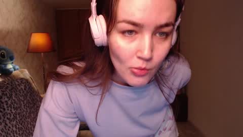 elisabeth online show from December 12, 11:40 am