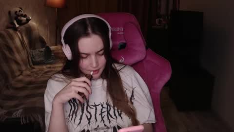 elisabeth online show from January 2, 5:18 pm
