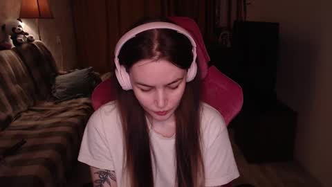 elisabeth online show from December 26, 12:05 pm
