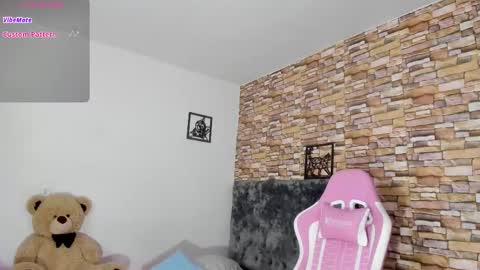 Snapshot of iam_luisa_ chatting on September 28, 7:14 am Luisa online show from September 28, 7:14 am