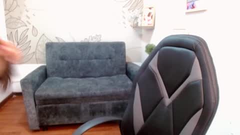 Megan online show from December 22, 3:33 pm