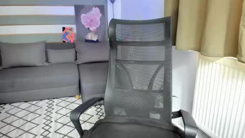 Snapshot of iamababygal chatting on October 18, 10:07 am Baby Gal online show from October 18, 10:07 am