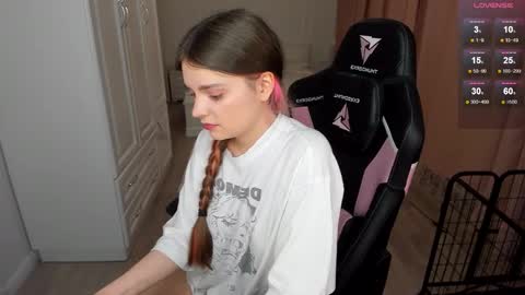 Cassie  STREAMS HERE EVERYDAY online show from November 14, 12:54 am