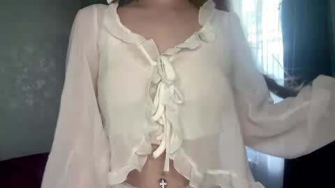 Lylu online show from November 26, 6:47 am