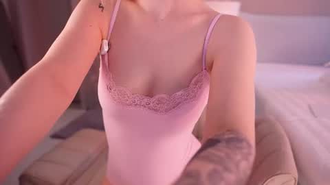 Nina  online show from July 7, 6:47 am