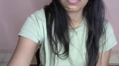 iamHotTaara online show from February 26, 1:32 pm