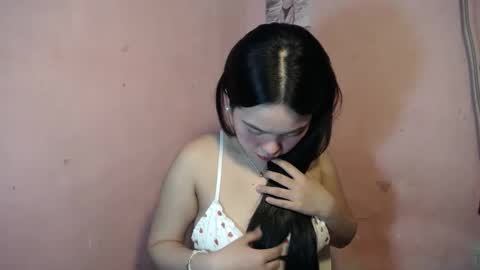 nany online show from December 14, 7:46 pm