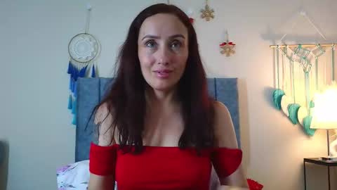 Iberian Moon online show from December 20, 5:39 pm