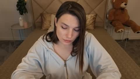 Danielle online show from March 19, 3:05 pm