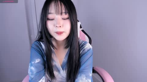 Hitomi   online show from December 12, 6:14 am