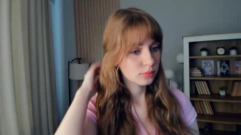 Snapshot of icyhoneybite chatting on September 28, 9:14 am Jane online show from September 28, 9:14 am