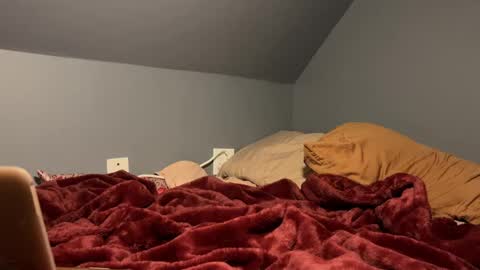 idiomslangs online show from October 30, 1:41 am