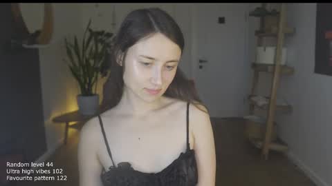 Snapshot of ifyouleave chatting on October 29, 12:42 pm Belle online show from October 29, 12:42 pm