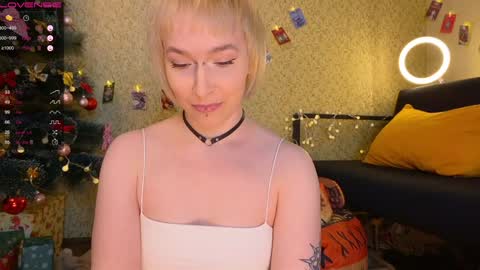 Emmy  help me reach 100 thumbs up online show from January 26, 4:20 pm