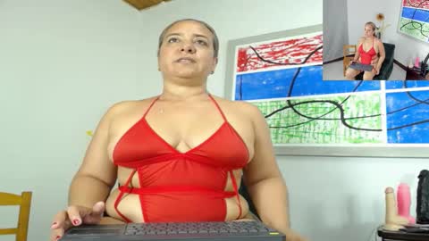 Snapshot of iivana_19 chatting on September 22, 5:00 pm Livana online show from September 22, 5:00 pm