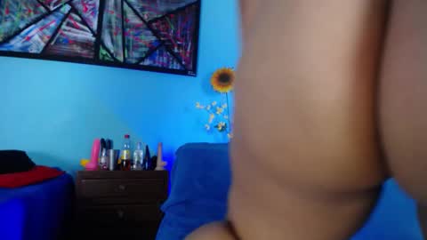  Livana  online show from November 16, 7:47 pm