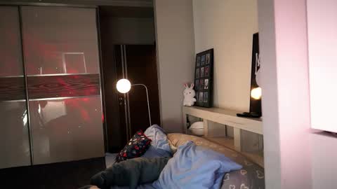 ileanacampbel online show from October 10, 5:12 am