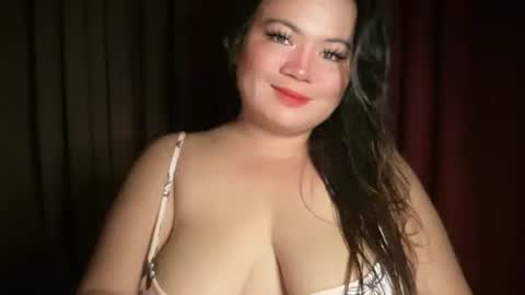 QUEEN KATH online show from April 4, 2:05 pm