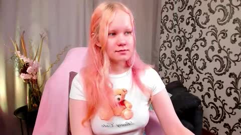 Annie online show from September 19, 3:49 am