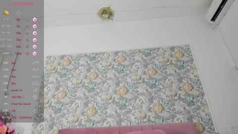 Snapshot of illegal_lorry chatting on October 15, 5:10 am illegal_lorry online show from October 15, 5:10 am