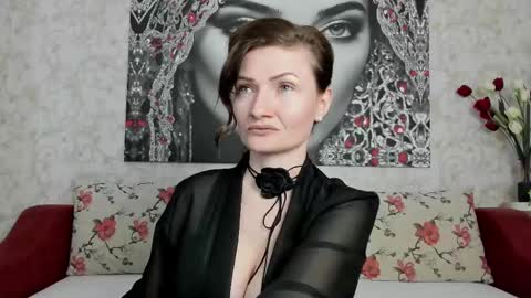 Snapshot of illegalbeauty87 chatting on February 28, 7:56 pm Ingrid or more easier...Miss  GoDDess Mistress online show from February 28, 7:56 pm