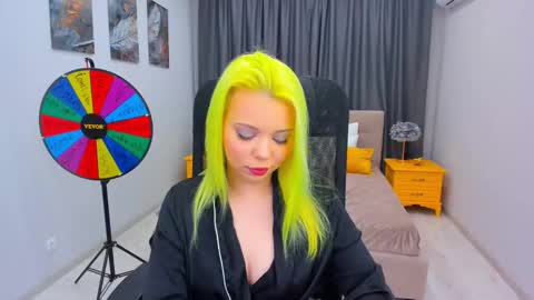 Snapshot of im__youre_sunshine chatting on March 9, 5:39 pm Roxy online show from March 9, 5:39 pm