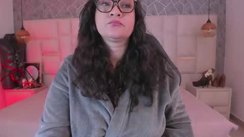 Alaya online show from January 18, 5:04 am