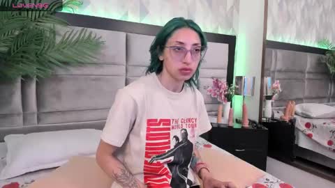  Im Gaia online show from January 18, 12:15 pm