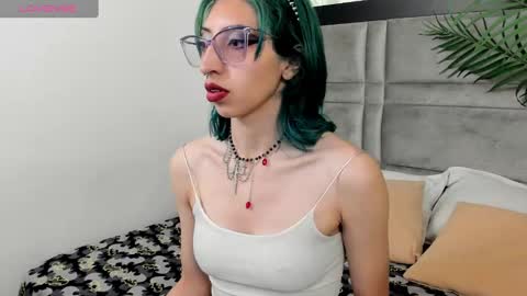  Im Gaia online show from January 28, 1:27 pm