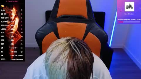 Laia online show from October 14, 1:52 am