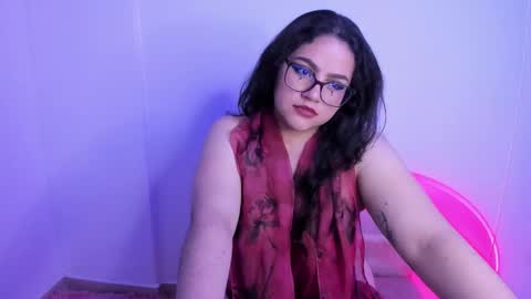 mei mei uwu online show from September 25, 11:13 pm