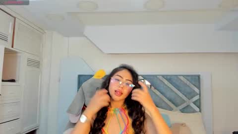 Snapshot of im_miila chatting on September 16, 7:44 pm Mila online show from September 16, 7:44 pm