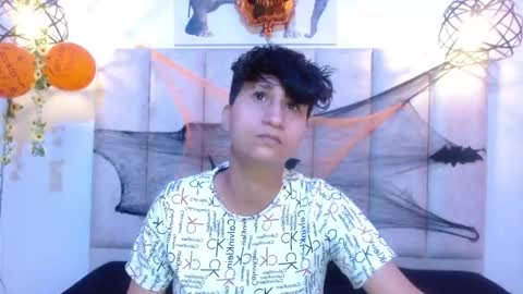 Snapshot of im_milancs chatting on October 31, 8:13 pm milan online show from October 31, 8:13 pm