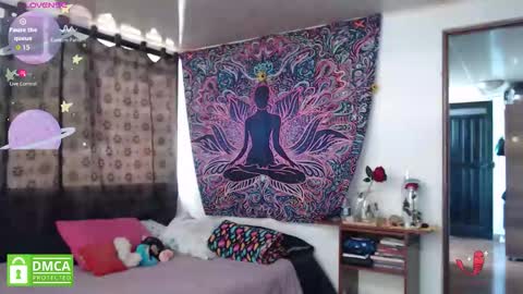 Cutie pie online show from March 7, 7:10 pm