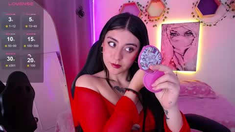 Jade Rosse online show from November 7, 6:35 pm