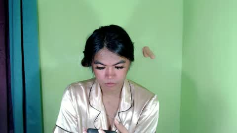 Snapshot of im_yourfairyannaxx chatting on February 16, 12:54 am im_yourfairyannaxx online show from February 16, 12:54 am
