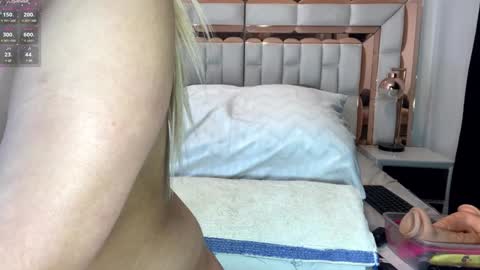 daniella online show from December 7, 3:36 am