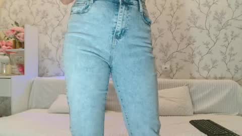 Snapshot of imcarrieberry chatting on February 22, 2:16 pm Carrie online show from February 22, 2:16 pm