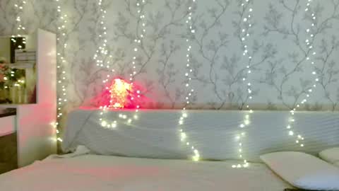 Snapshot of imcarrieberry chatting on March 6, 2:08 pm Carrie online show from March 6, 2:08 pm