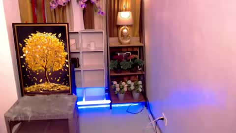 Ashley online show from January 31, 7:11 pm