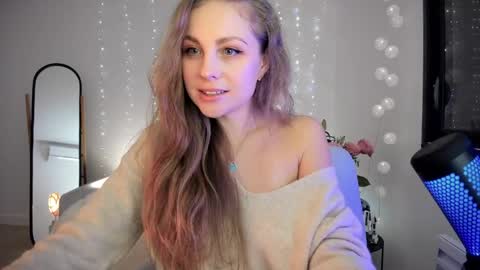 ImKeira online show from January 31, 7:45 pm