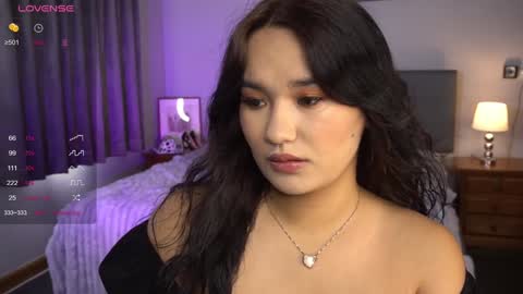 Snapshot of immahawaii chatting on December 8, 3:21 am Imma online show from December 8, 3:21 am
