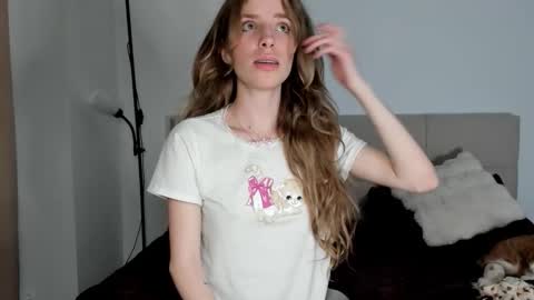 Snapshot of imogensy chatting on September 19, 4:39 pm my name Imo Fansly online show from September 19, 4:39 pm