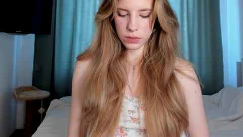 Snapshot of imogensy chatting on February 10, 5:14 am my name Imo Fansly online show from February 10, 5:14 am