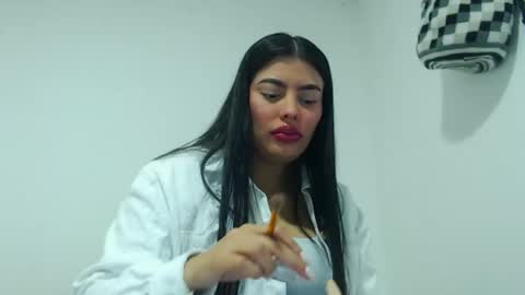 imsweetlips online show from March 15, 3:25 pm