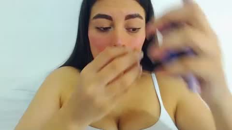 imsweetlips online show from May 24, 7:57 pm